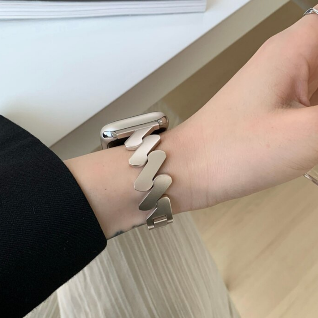 No more basic vibes. Step up your babe game with our premium Babe Bands to elevate your style.   Upgrade your Apple Watch with our Premium Stainless Steel Zig Zag Apple Watch Band.  Indulge in the luxury look and feel of our Apple Watch band, crafted from high-quality stainless steel band in a unique zig zag shape for added style.