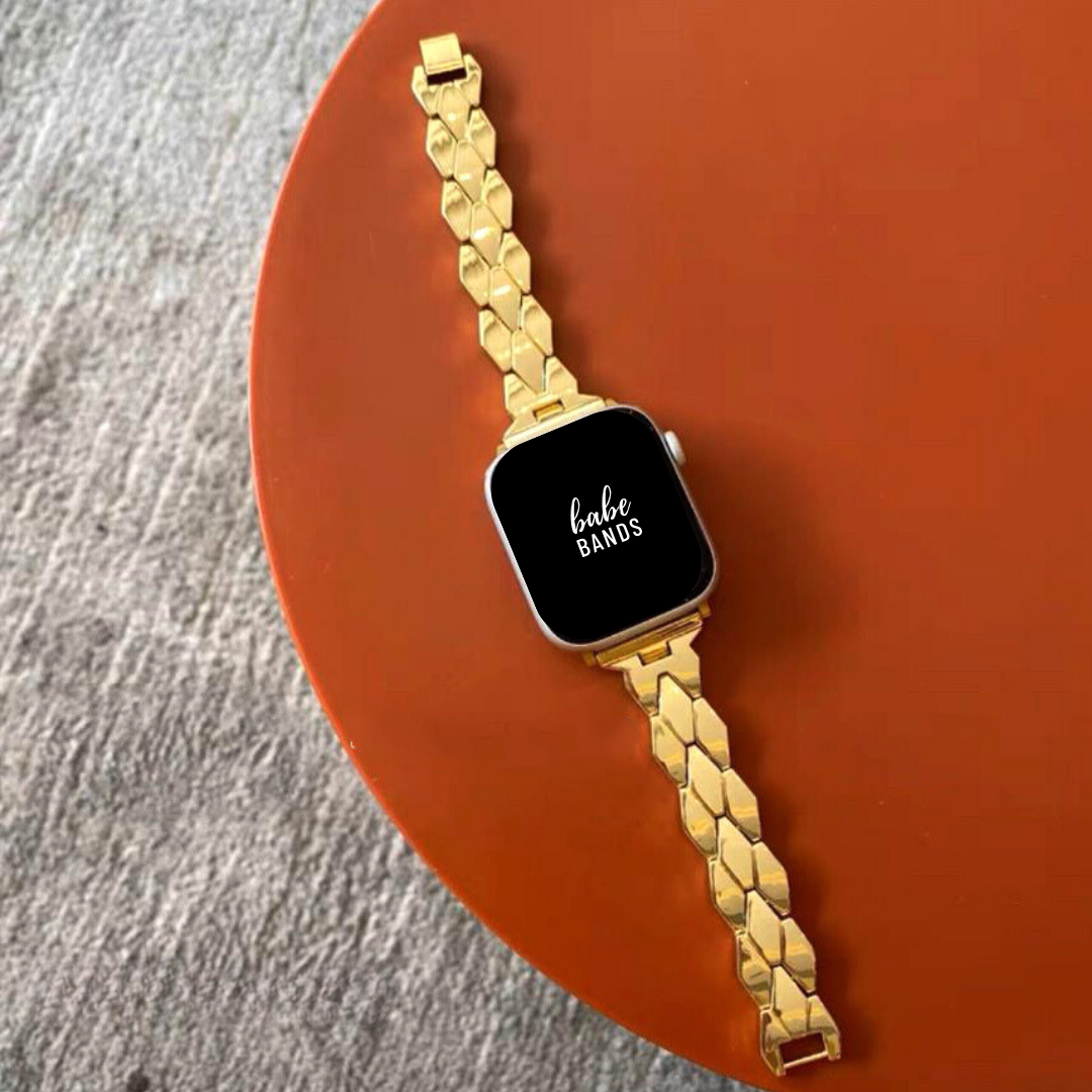 No more basic vibes. Step up your babe game with our premium Babe Bands to elevate your style.    Upgrade your Apple Watch with our Premium Diamond Shape Scaled Stainless Steel Apple Watch Band.  Indulge in the luxury look and feel of our Apple Watch band, crafted from high-quality stainless steel in an elegant diamond shape geometric scale pattern. 